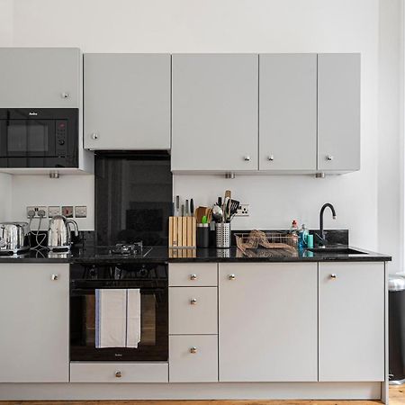 Chic Apartment Near Kensington Palace London Eksteriør bilde