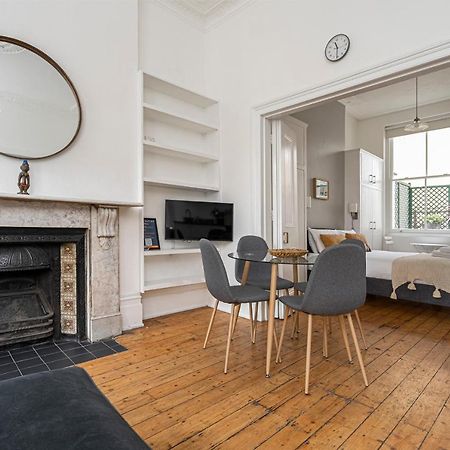 Chic Apartment Near Kensington Palace London Eksteriør bilde