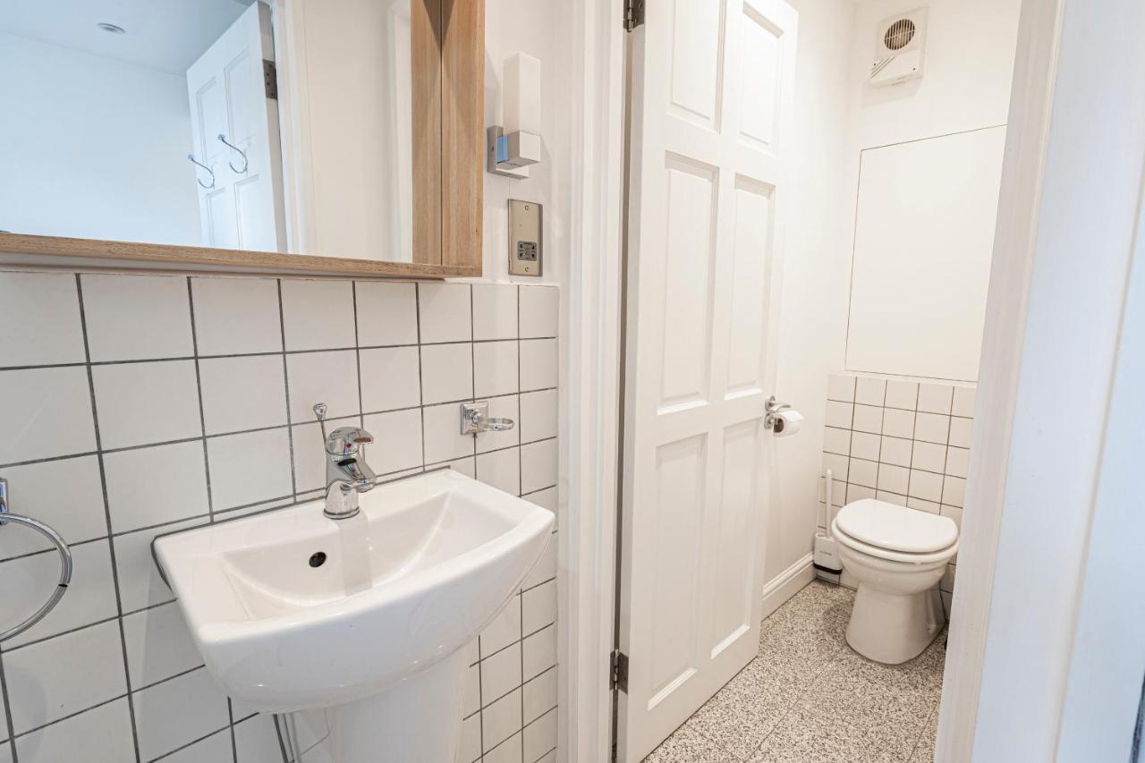 Chic Apartment Near Kensington Palace London Eksteriør bilde